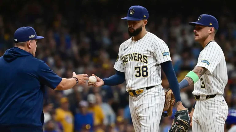 Brewers-pitcher-Devin-Williams-38-is-relieved-in-the-ninth-inning