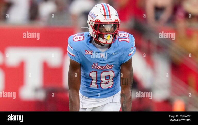 houston-defensive-lineman-anthony-holmes-jr-plays-defense-during-the-first-half-of-an-ncaa-college-football-game-saturday-sept-2-2023-in-houston-ap-photoeric-christian-smith-2RRKWAW