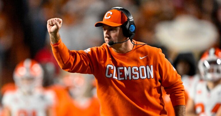 Dabo-Swinney-Clemson-4