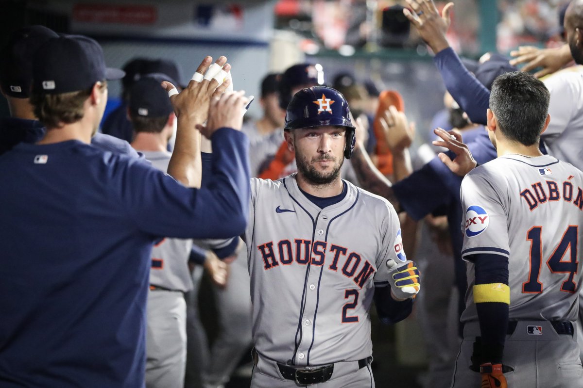 houston-astros-infielder-alex-bregman (2)